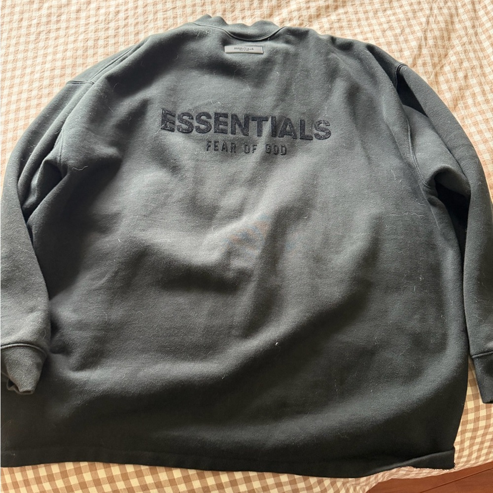 Essentials fear of god sweater